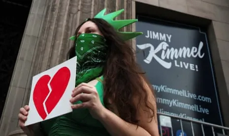 Trump Applauds Jimmy Kimmel Program Cancellation as TV Stations Replace Show with Conservative Activist Memorial