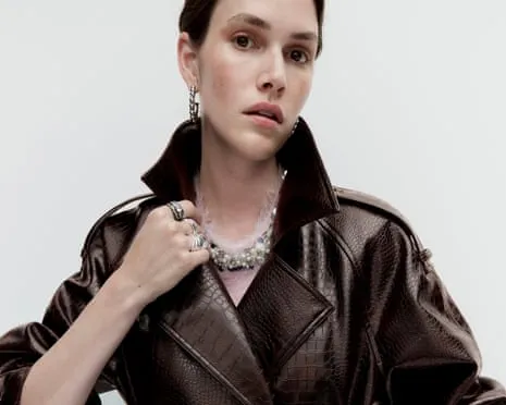 The Retail Giant Bets on Ladies' Apparel to Revive Autumn Performance